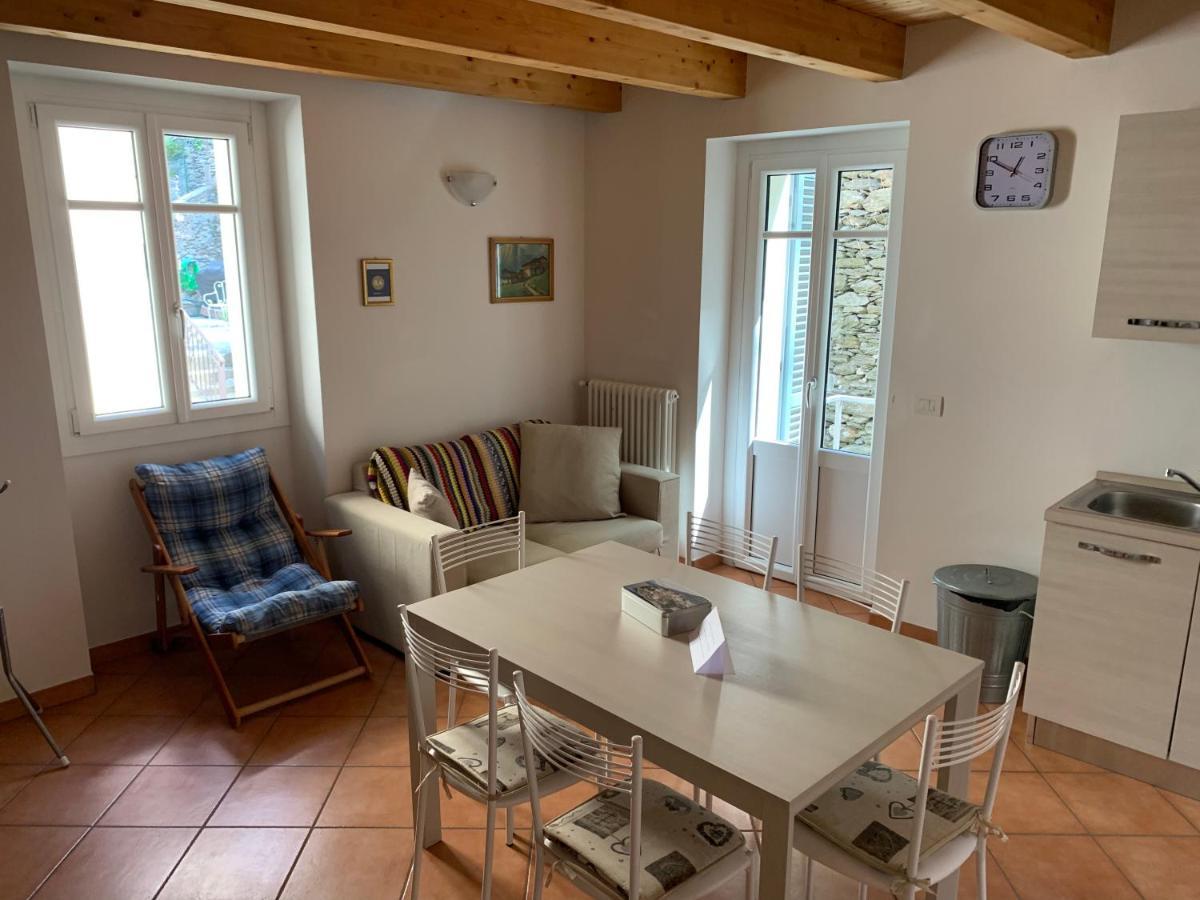 Al Castello Apartment Dervio Ngoại thất bức ảnh